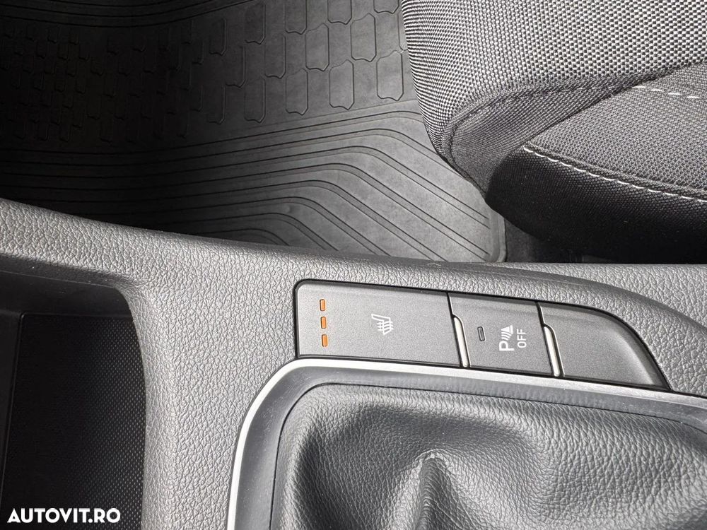 Hyundai i30 1.5 110CP M/T Highway - 27