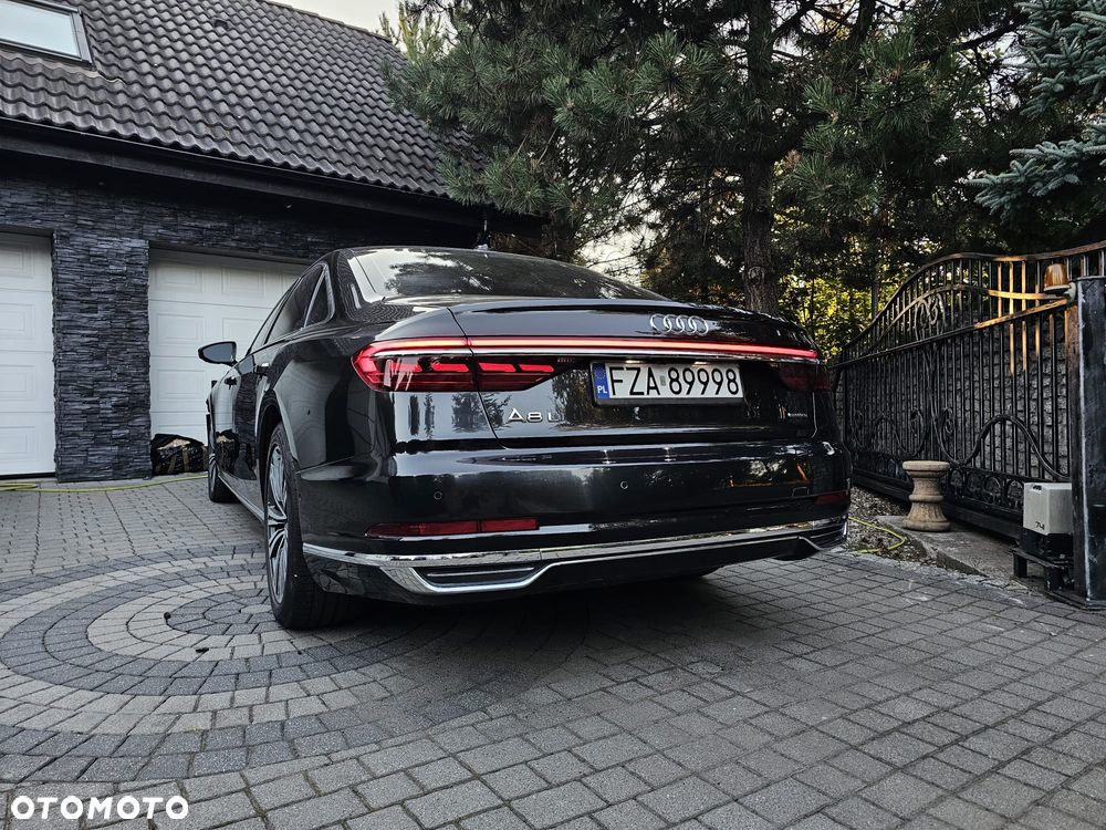 Audi A8 - 12
