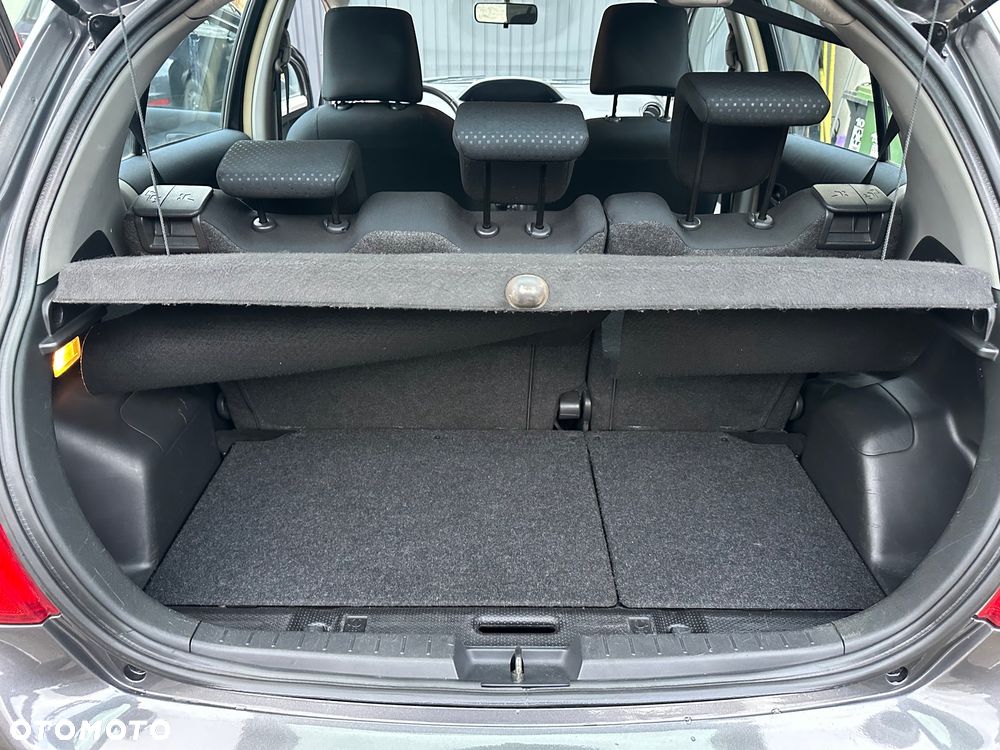 Toyota Yaris 1.33 VVT-i Cool - 6