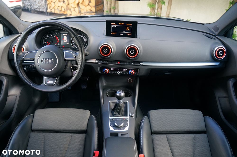 Audi A3 Sportback 1.4 TFSI cylinder on demand ultra S line Sportpaket - 25