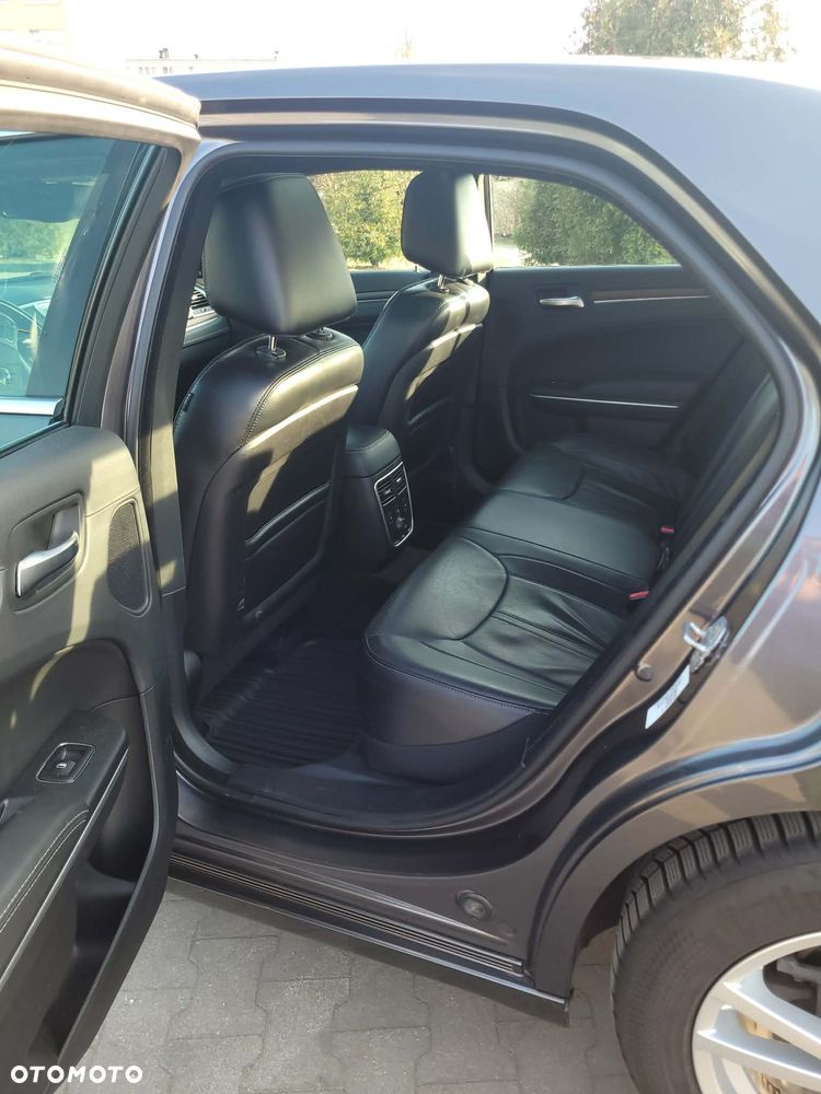 Lancia Thema 3.6 Executive AWD - 8