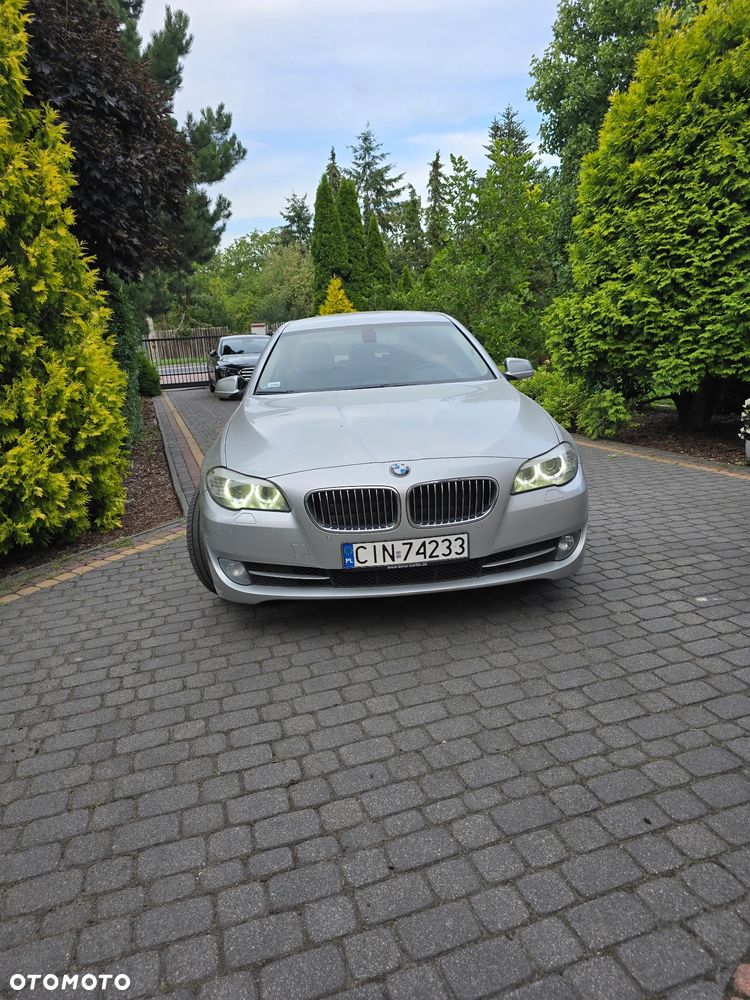 BMW Seria 5 530d xDrive Modern Line - 10