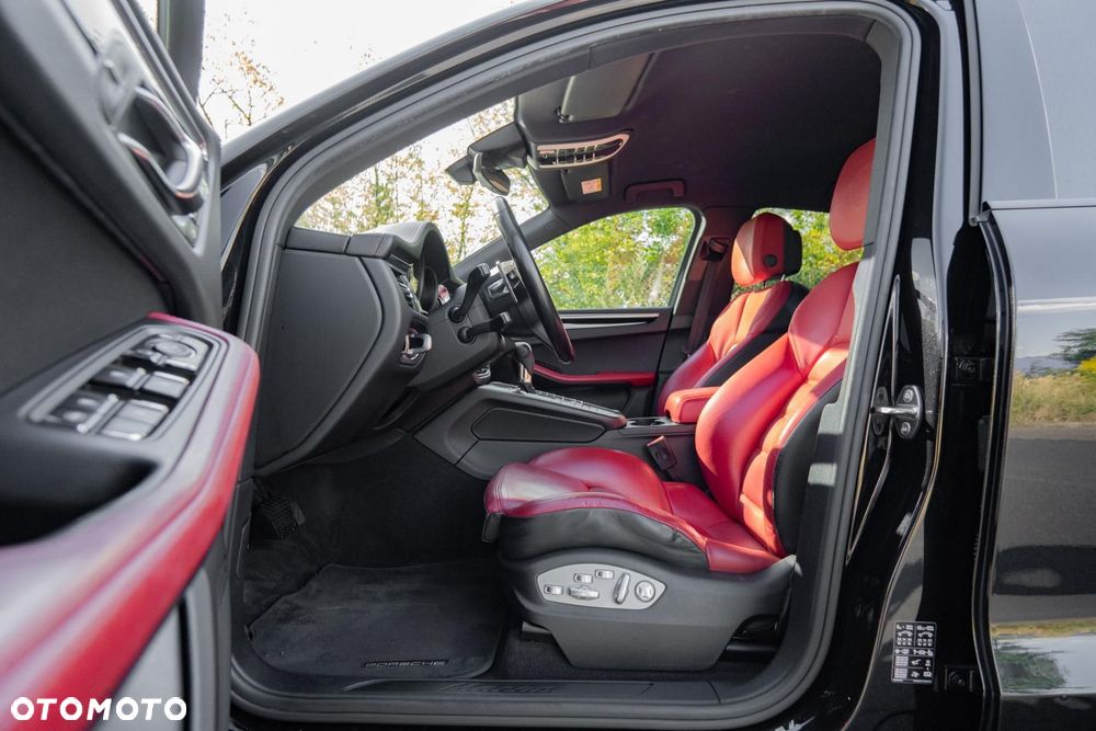 Porsche Macan Standard - 14