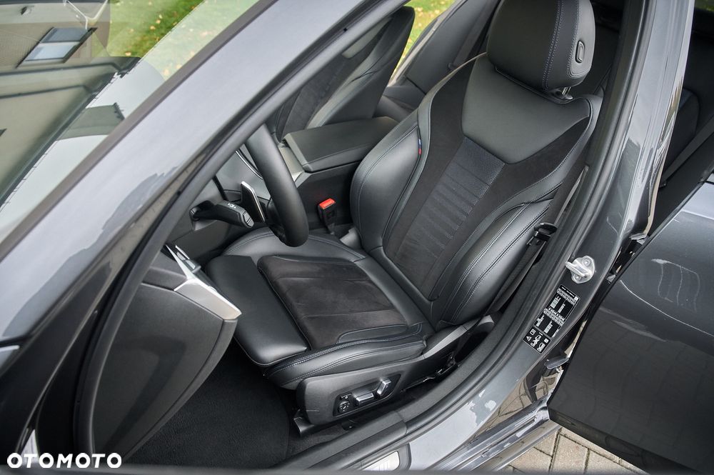 BMW Seria 3 320d xDrive M Sport Shadow - 26