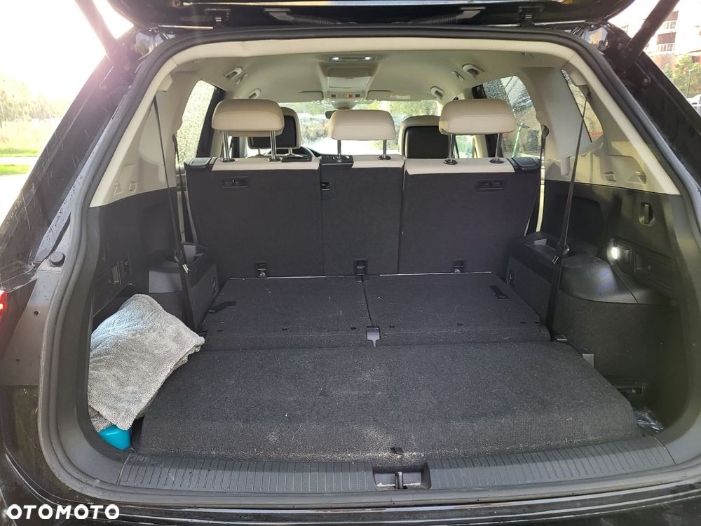 Volkswagen Tiguan Allspace 2.0 TDI 4Mot Elegance DSG 7os - 11