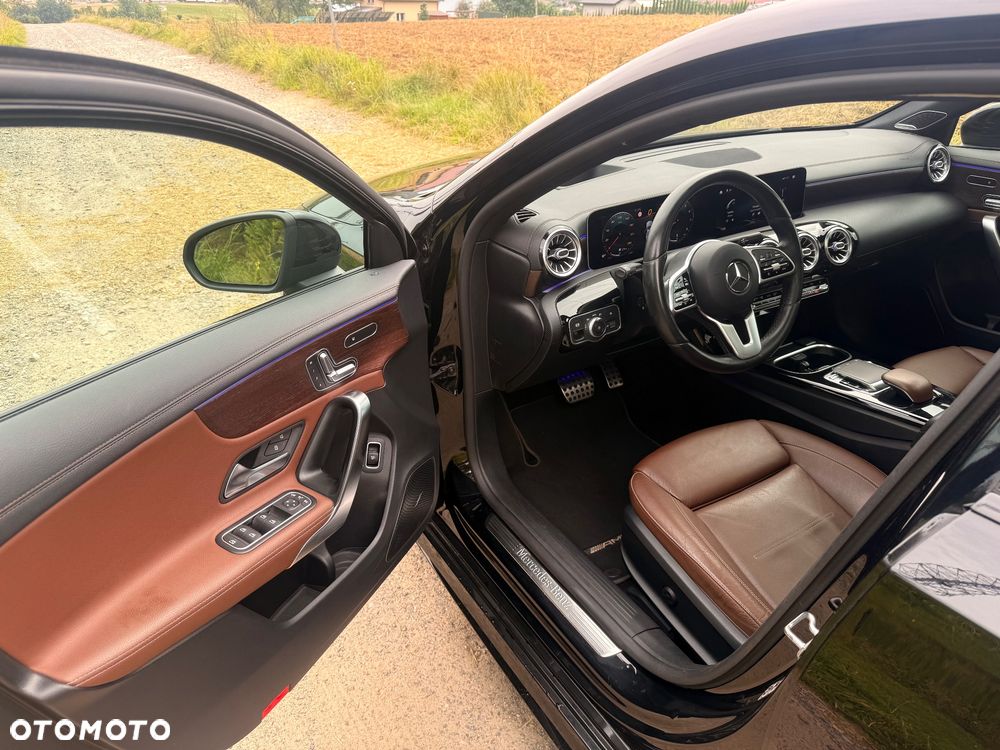 Mercedes-Benz Klasa A 220 AMG Line 7G-DCT - 10