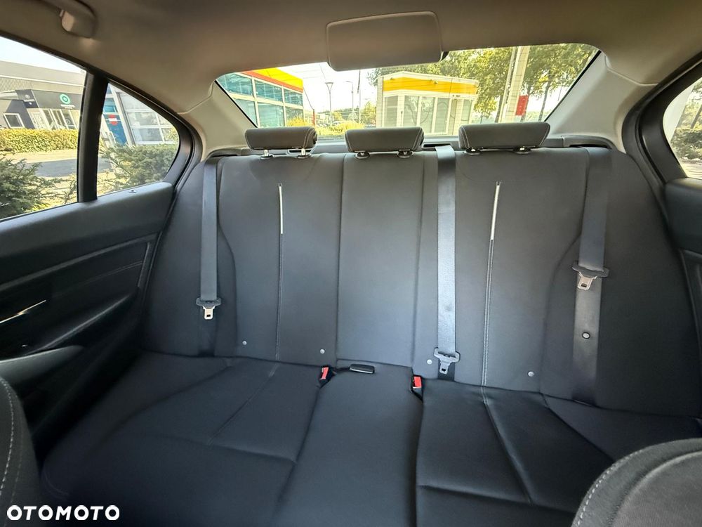 BMW Seria 3 - 20