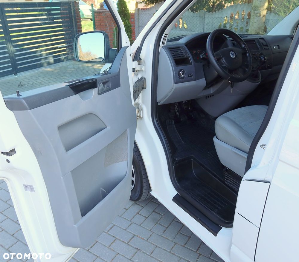 Volkswagen Transporter - 6
