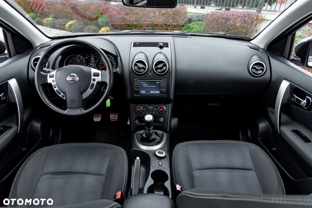 Nissan Qashqai 2.0 4x4 Tekna - 26