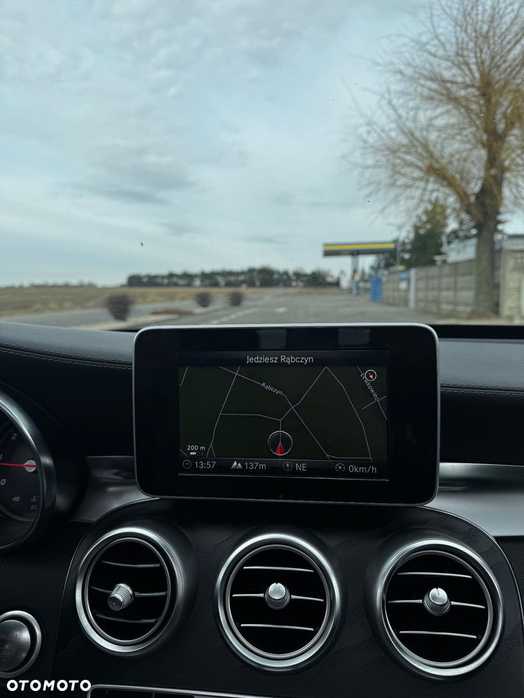 Mercedes-Benz Klasa C 220 CDI DPF Automatik Avantgarde - 29