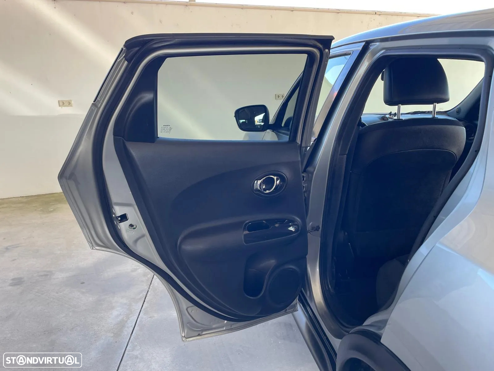Nissan Juke 1.2 DIG-T Black Edition - 32
