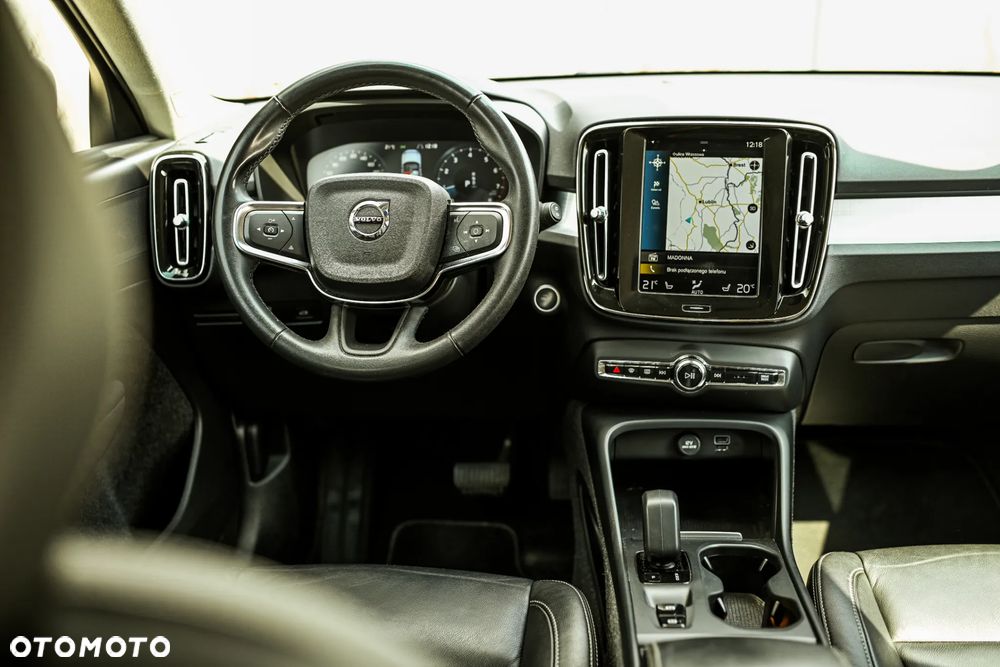 Volvo XC 40 T2 Core - 25