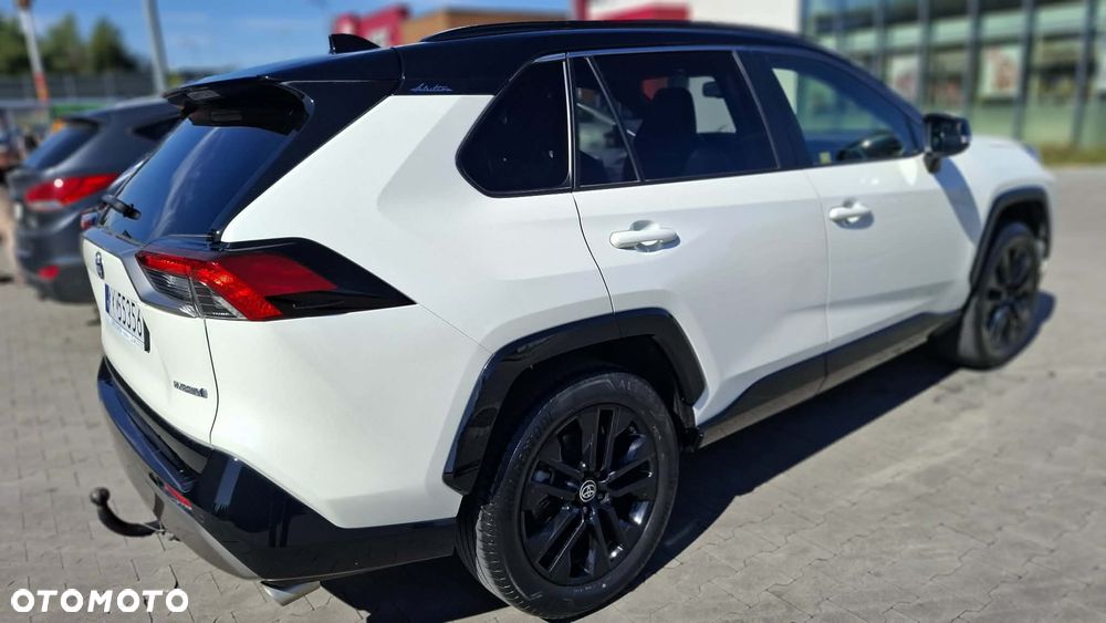 Toyota RAV4 - 1