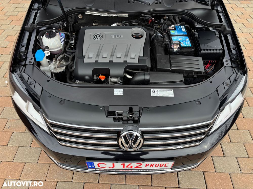 Volkswagen Passat 2.0 TDI BlueMotion Technology DPF Comfortline - 12