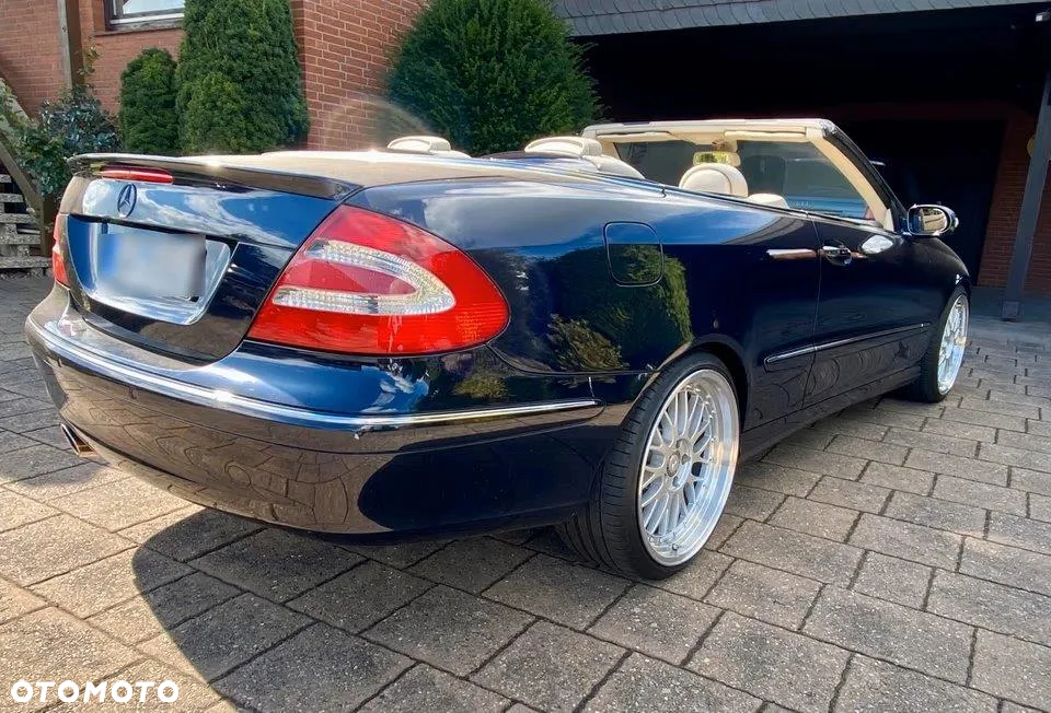 Mercedes-Benz CLK Cabrio 500 7G-TRONIC Avantgarde - 2