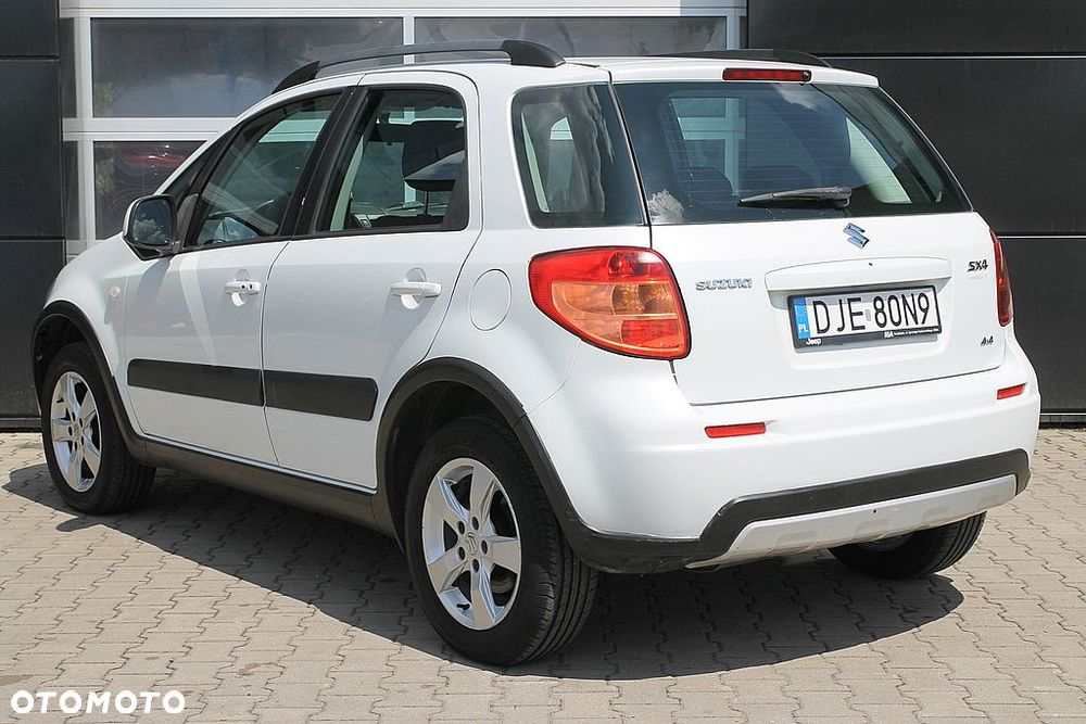 Suzuki SX4 1.6 VVT 4x4 Comfort - 10