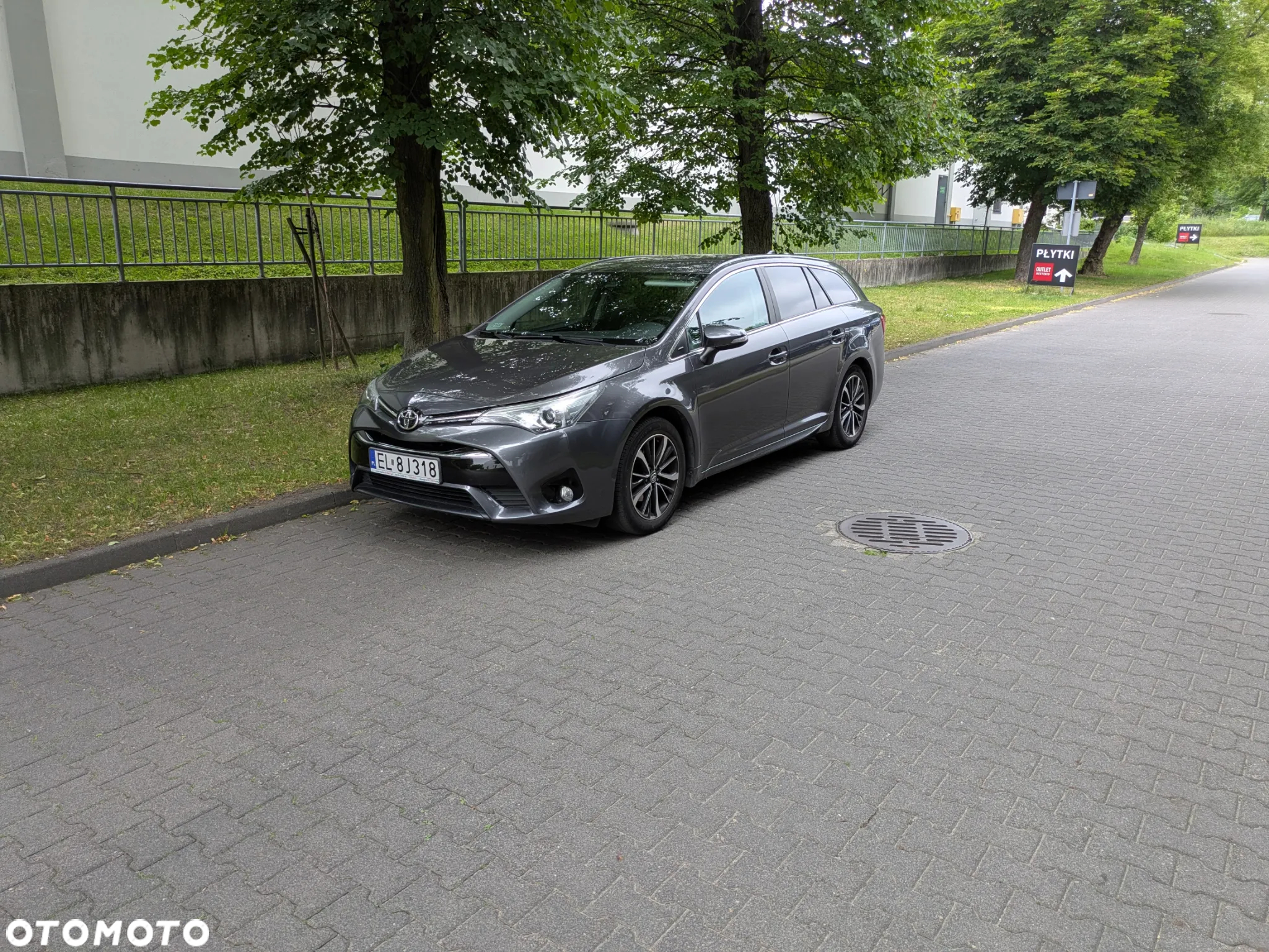 Toyota Avensis 1.8 Prestige - 13