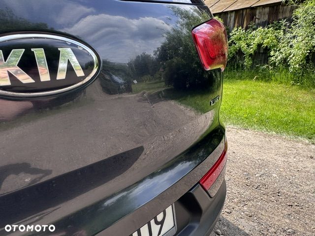 Kia Sportage 2.0 CRDI XL AWD - 11