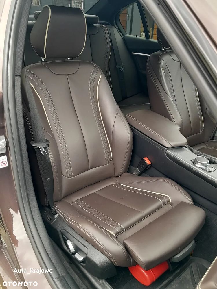 BMW Seria 3 330i xDrive Edition M Sport Shadow - 36