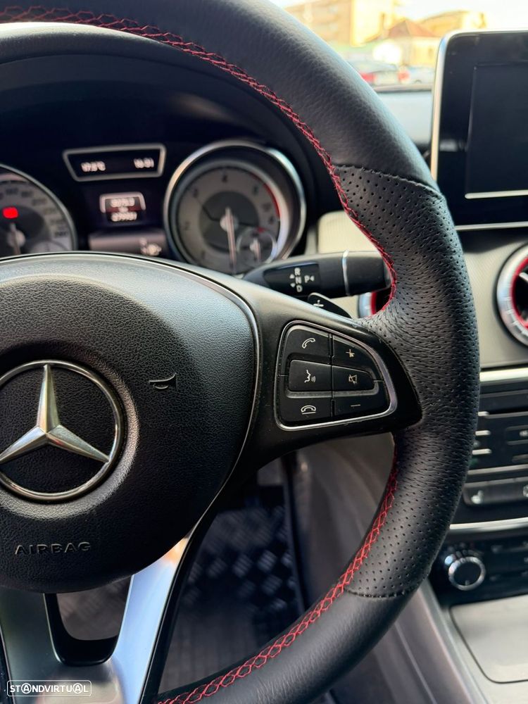 Mercedes-Benz CLA 220 - 31