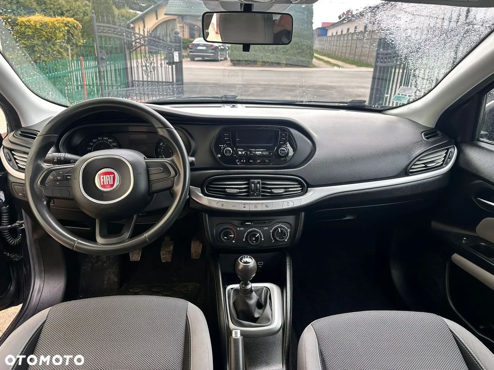 Fiat Tipo 1.4 T-Jet 16v Easy - 11