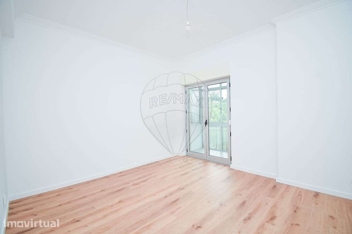 Apartamento T2 para arrendamento - Grande imagem: 4/17