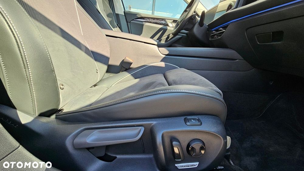 Volkswagen Passat Variant - 21