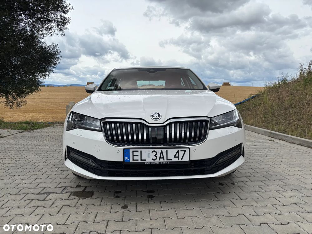 Skoda Superb 2.0 TDI SCR Ambition - 1