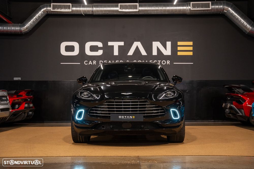 Aston Martin DBX - 2
