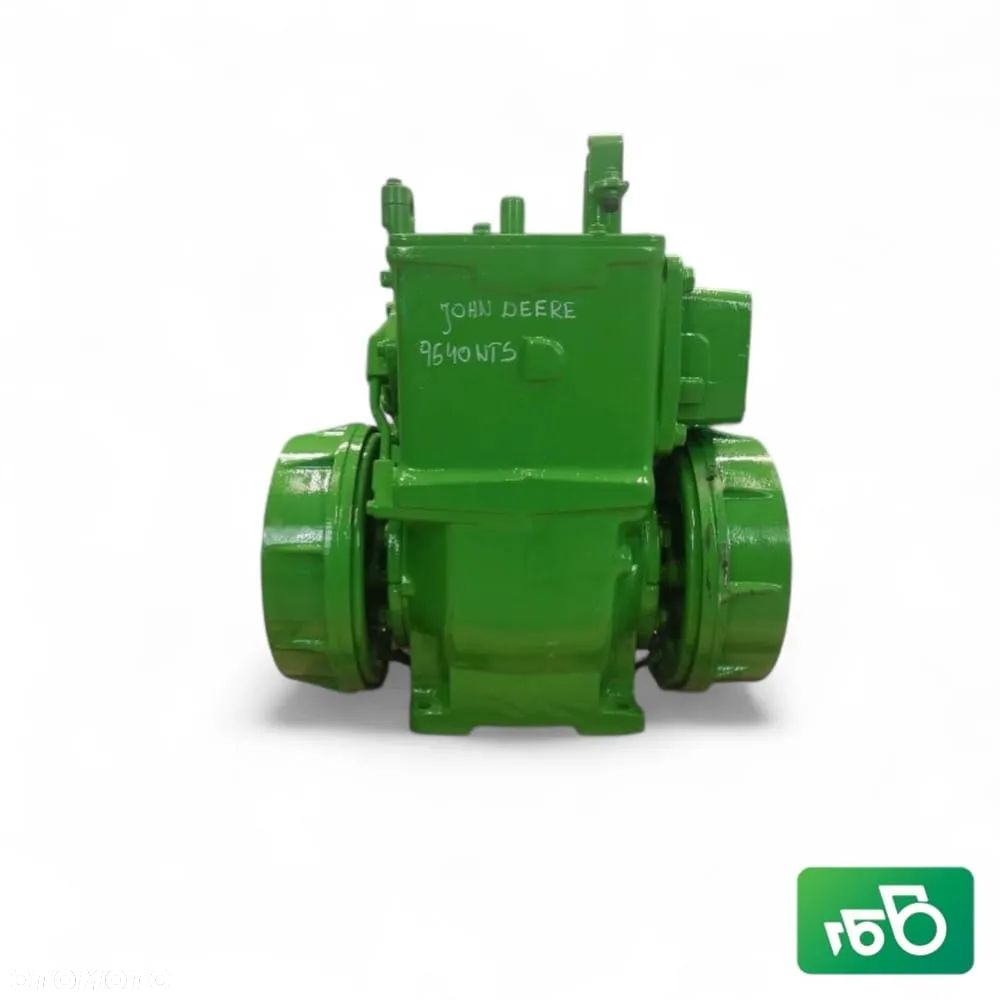 Skrzynia biegów Przekładnia AH203879 John Deere 9640 WTS - 1