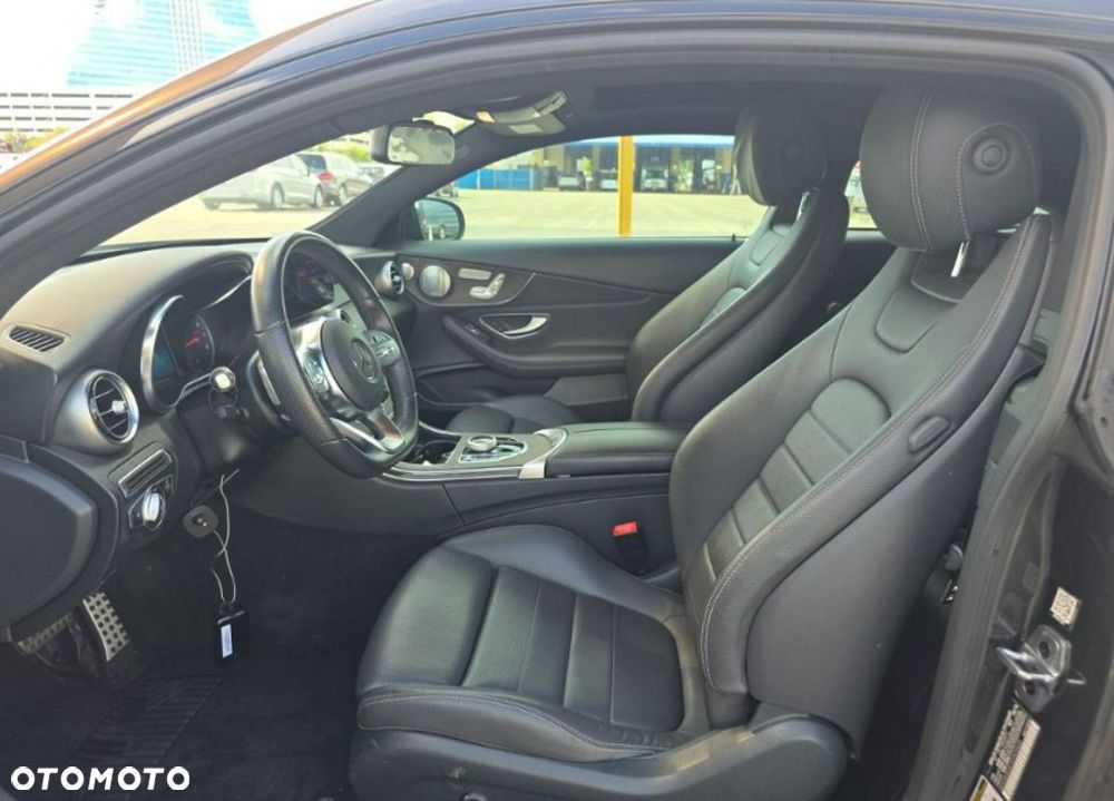 Mercedes-Benz Klasa C 300 9G-TRONIC AMG Line - 7