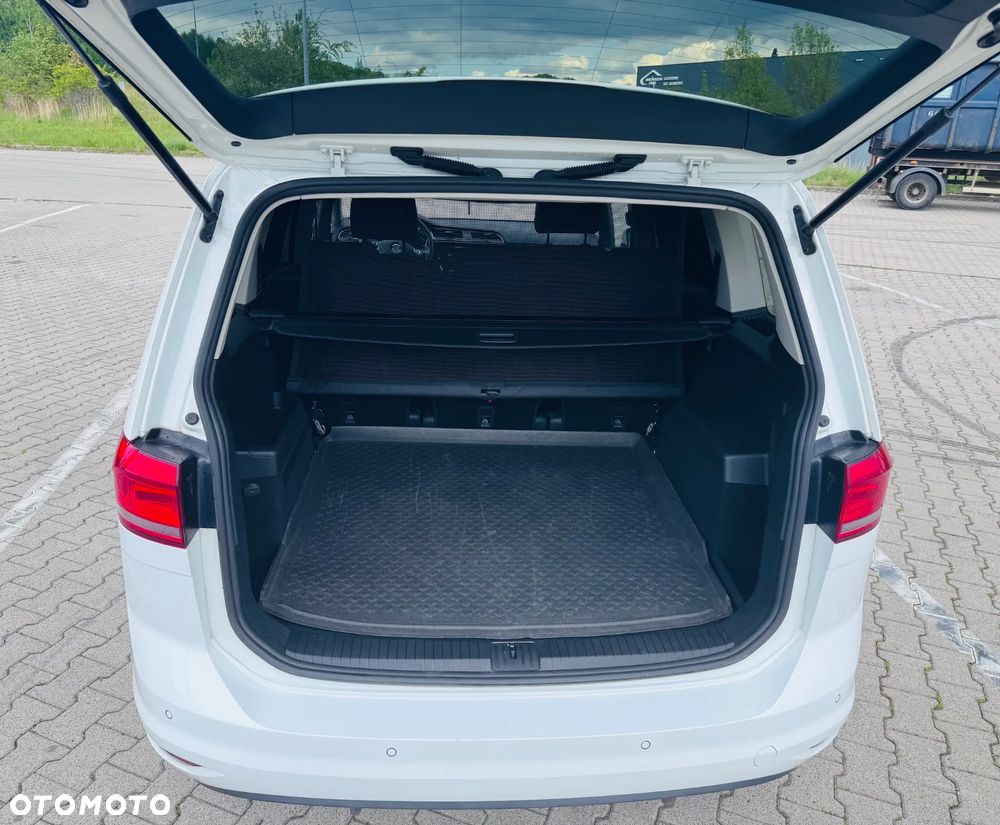 Volkswagen Touran 1.5 TSI EVO Highline - 6