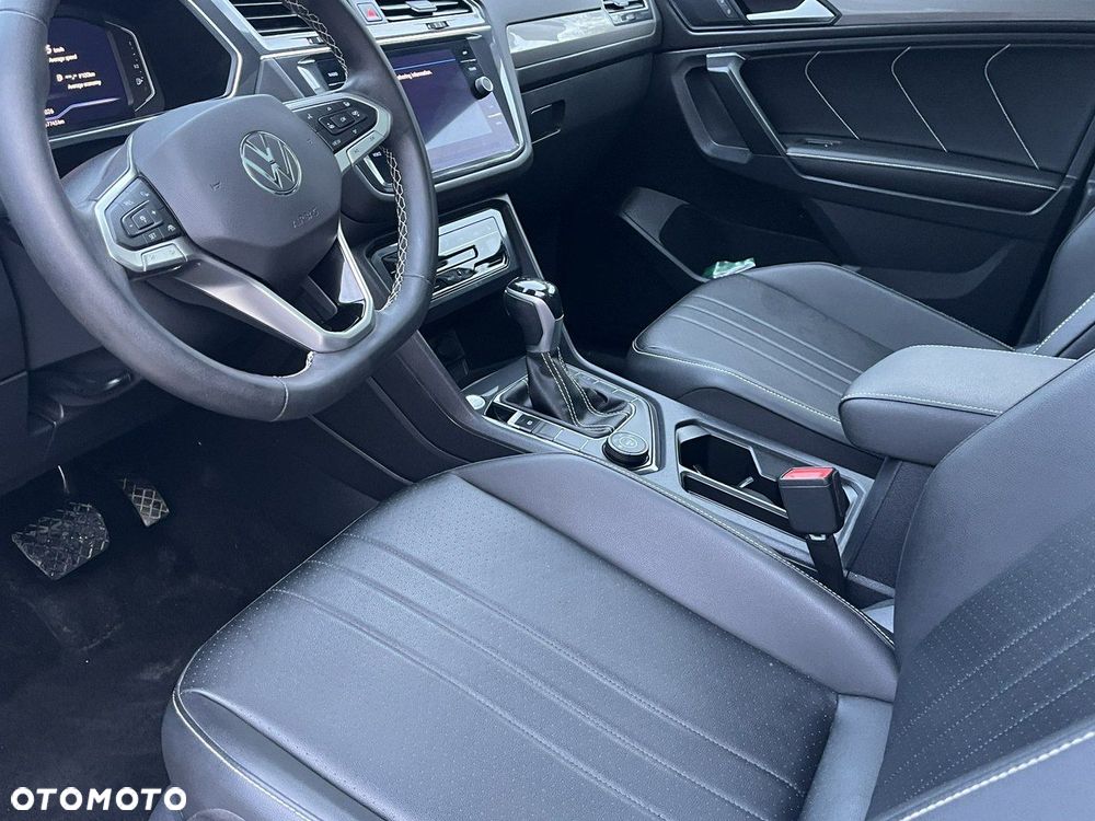 Volkswagen Tiguan - 11