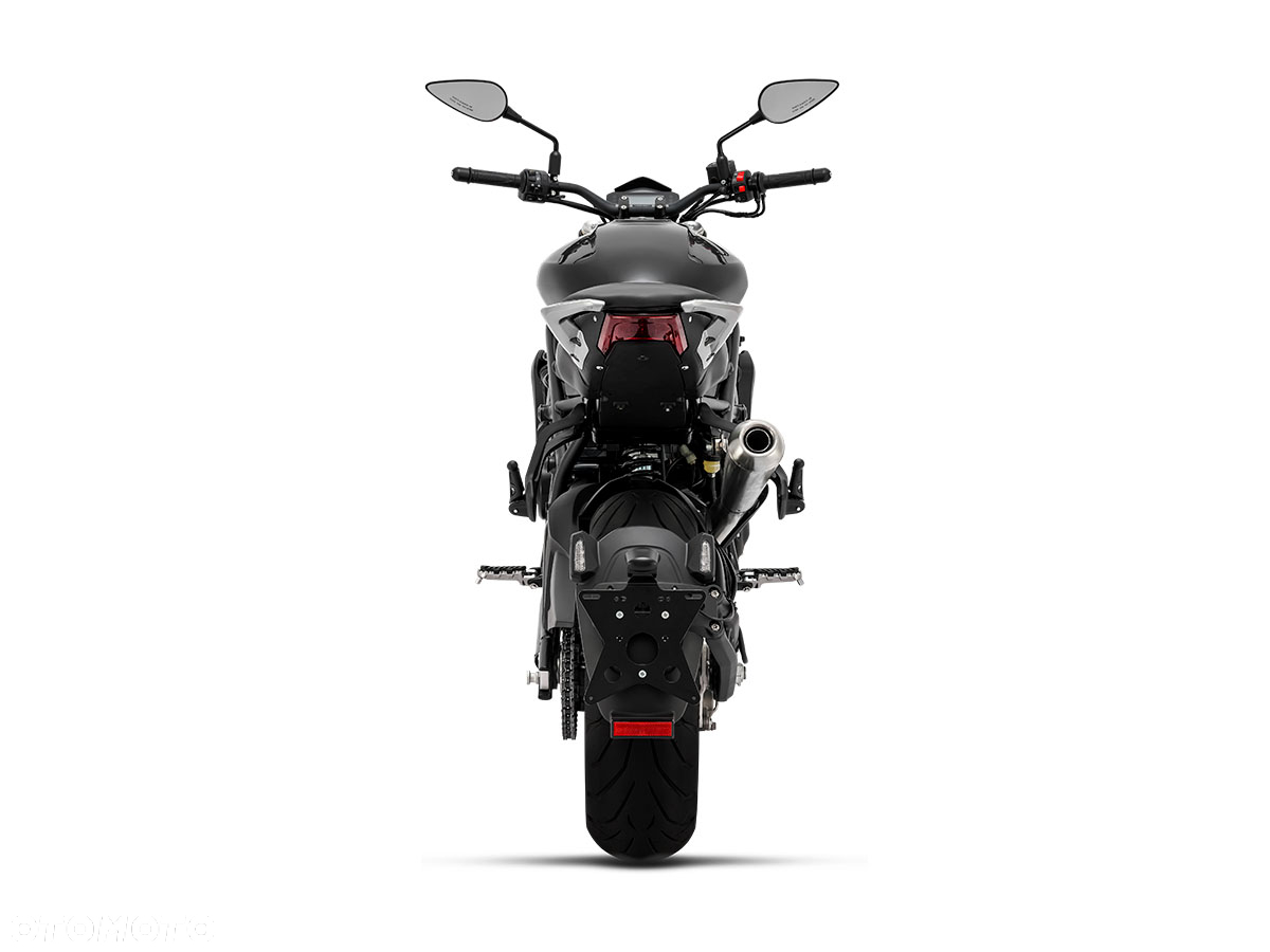 Benelli 752 S - 6
