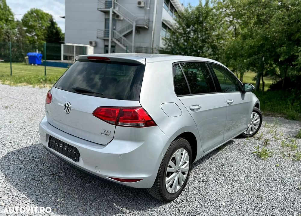 Volkswagen Golf 1.2 TSI BMT Trendline - 4
