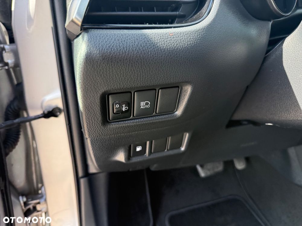 Toyota C-HR Business-Edition - 15