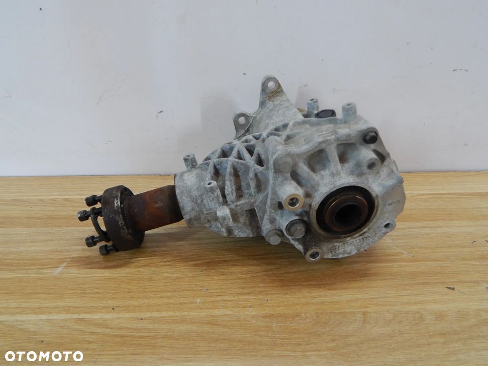 Reduktor przekładnia kątowa 2.4 D5 VOLVO XC60 xc70 08-17 31437651 Łuków części - 2