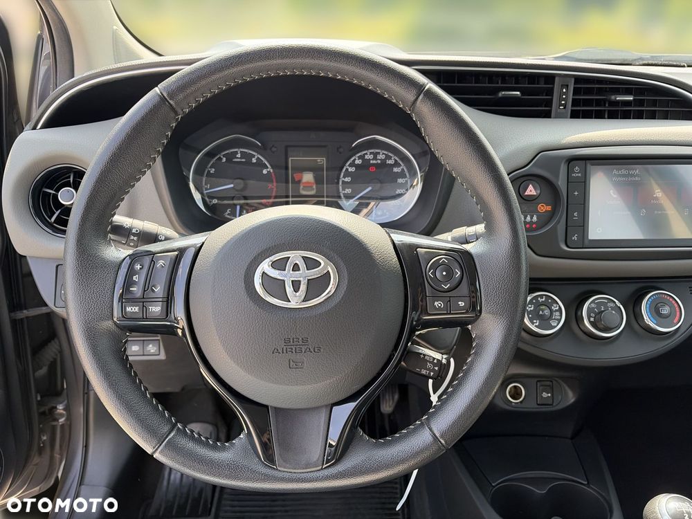 Toyota Yaris - 17