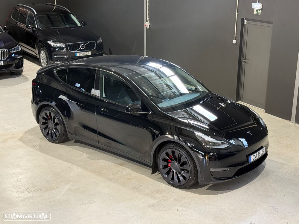 Tesla Model Y Performance Dual Motor AWD - 1