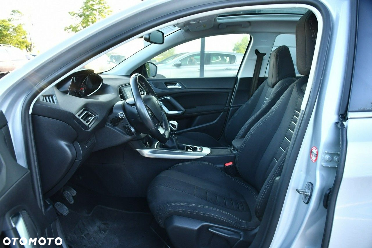 Peugeot 308 - 28