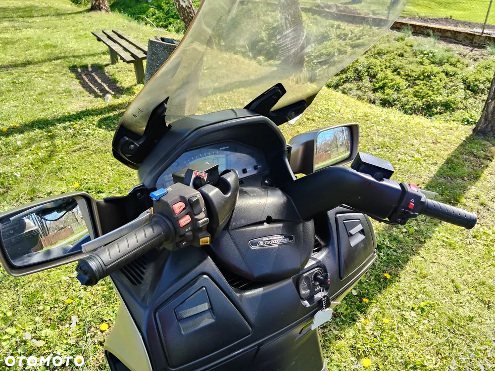 Suzuki Burgman - 8