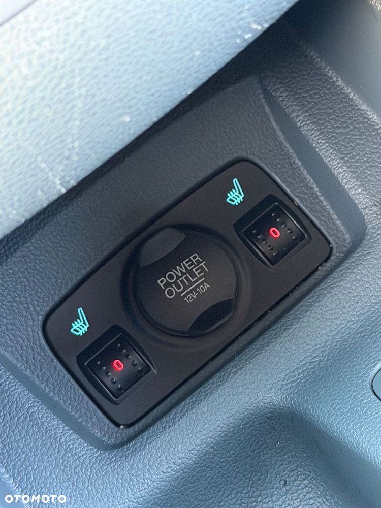 Ford C-MAX 1.6 EcoBoost Start-Stop-System Champions Edition - 22