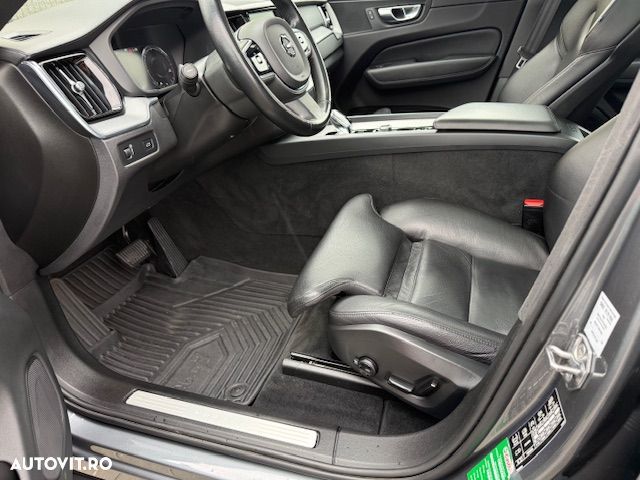 Volvo XC 60 B4 D AWD Geartronic Inscription - 12