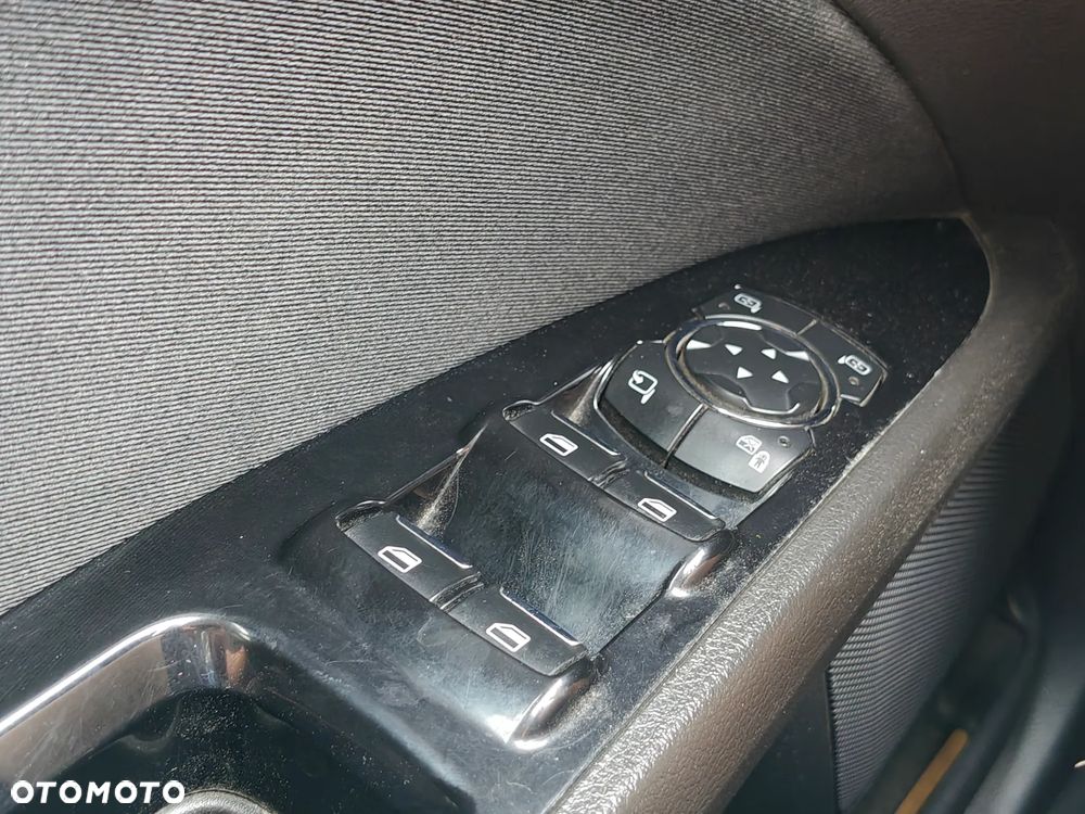 Ford Mondeo 2.0 TDCi Titanium - 32