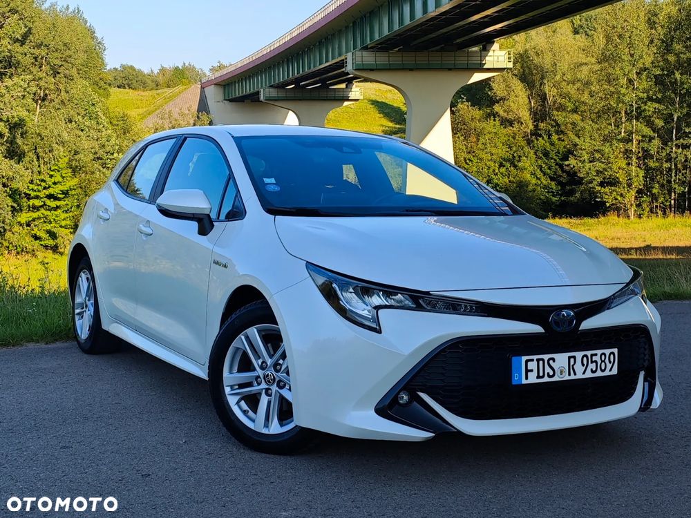 Toyota Corolla 1.8 Hybrid Comfort - 17