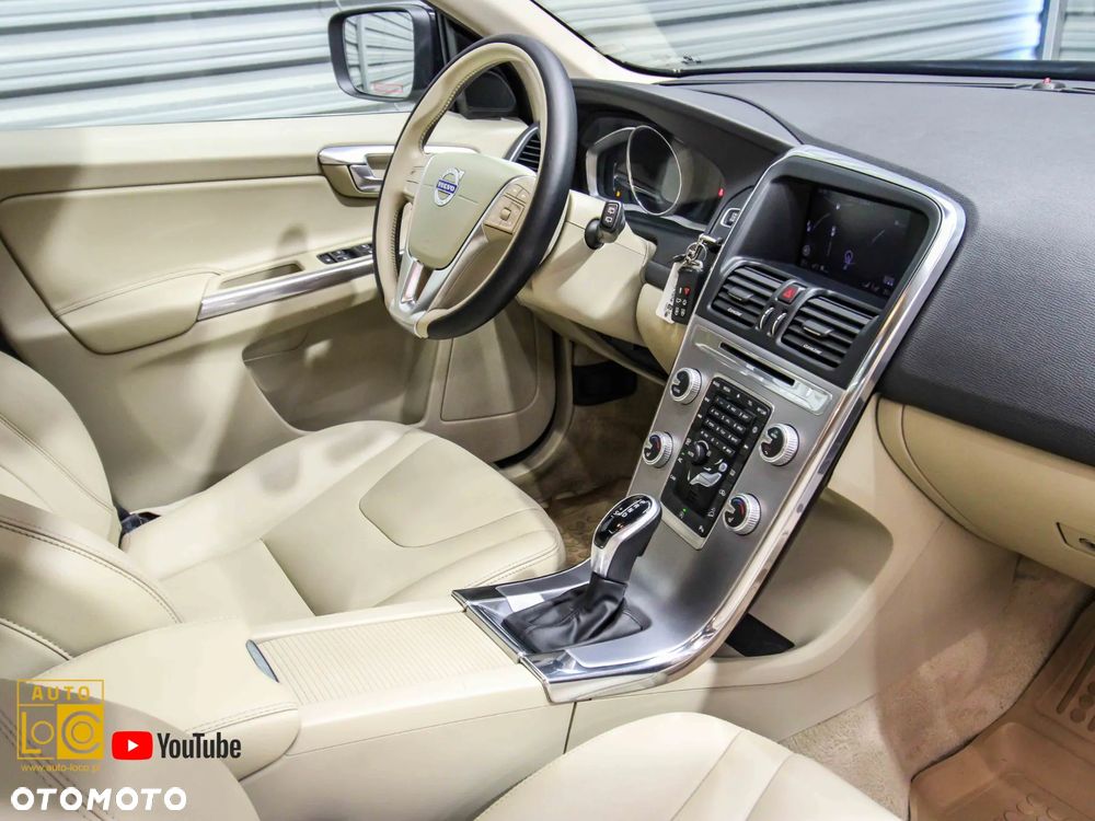 Volvo XC 60 D4 AWD Summum - 17