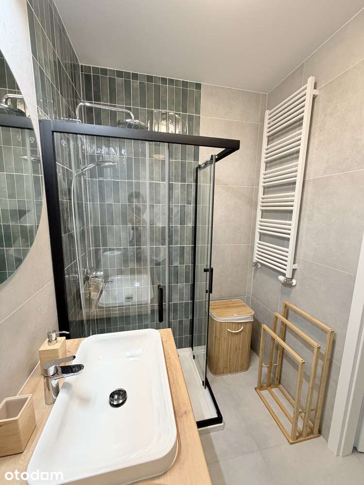 Przestronne mieszkanie 3 pokoi z balkonem i garażem