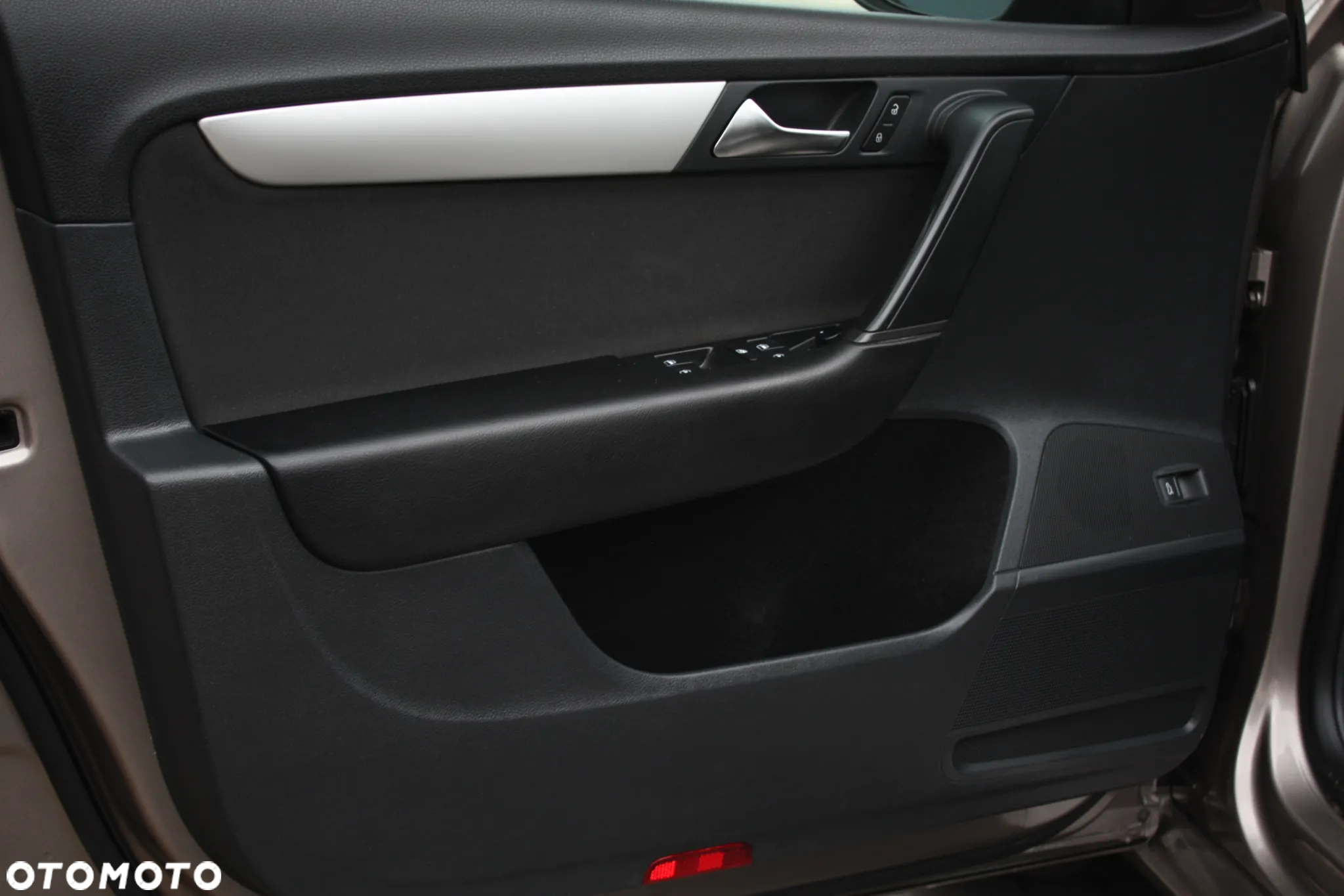 Volkswagen Passat 2.0 TDI Comfortline - 19
