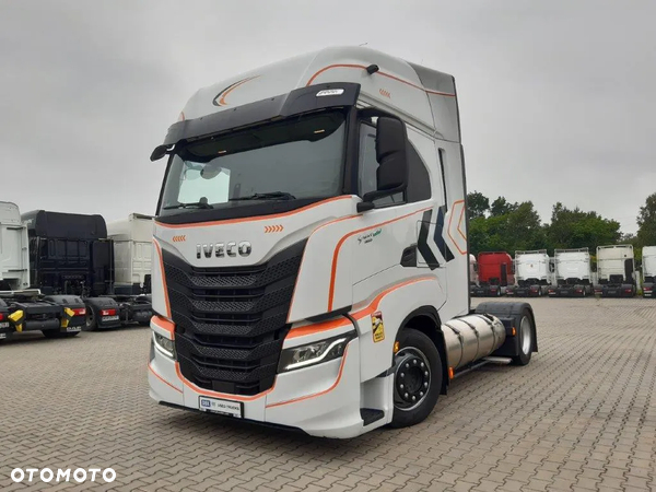 Iveco S-way LNG LOWDECK STOCK (31594)