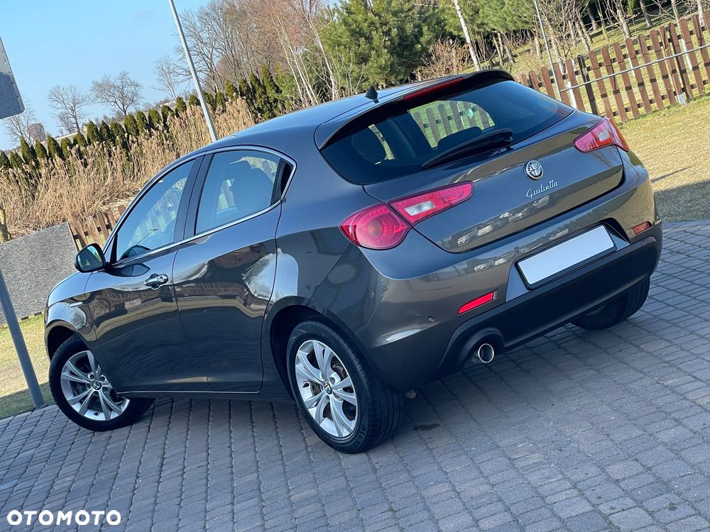 Alfa Romeo Giulietta - 4